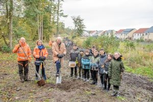 Stunning West Lothian country park marks 50th birthday Icon