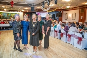 Christmas cheer for Fauldhouse pensioners