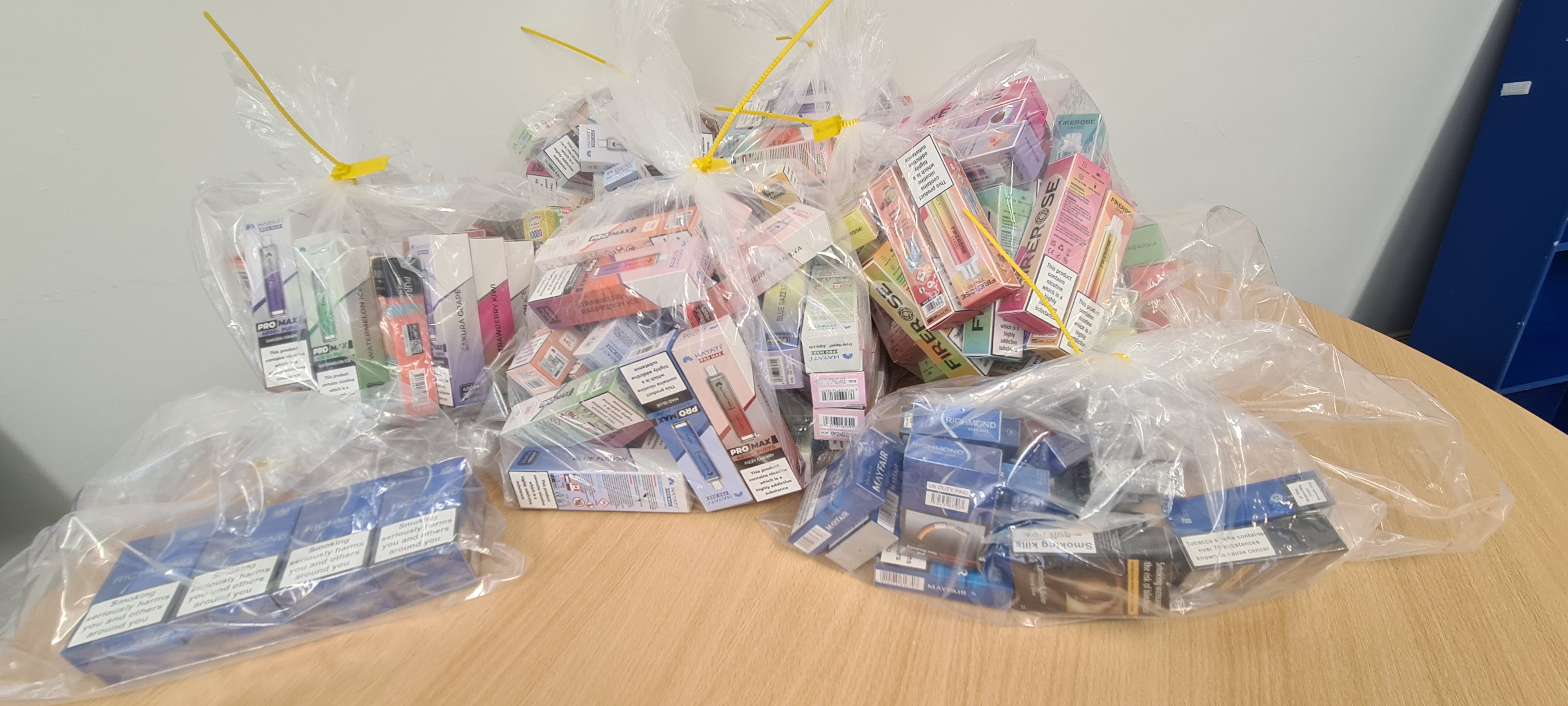 Illegal vapes seized in West Lothian following public appeal Icon