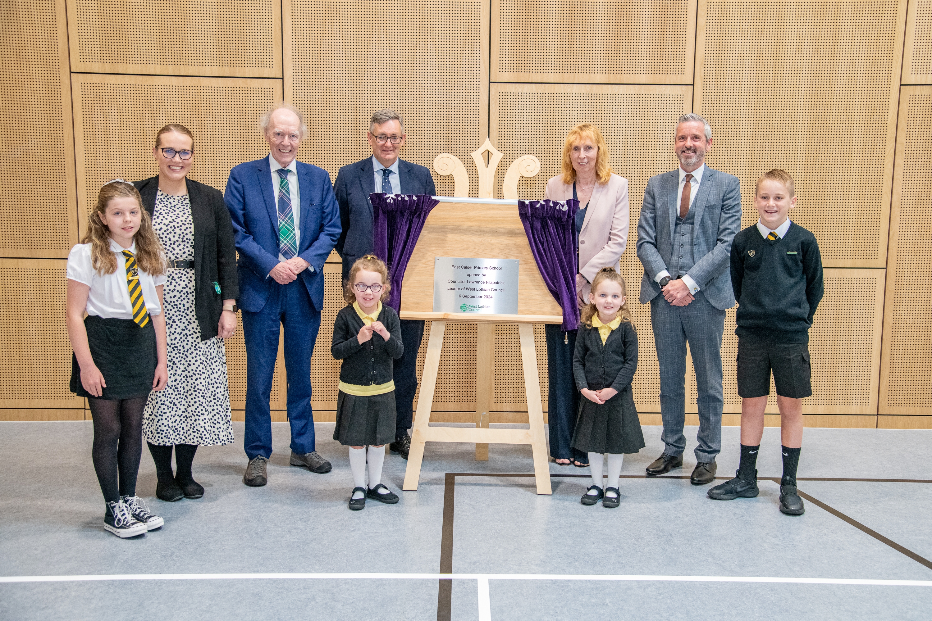 Pupils on song at East Calder Primary opening Icon